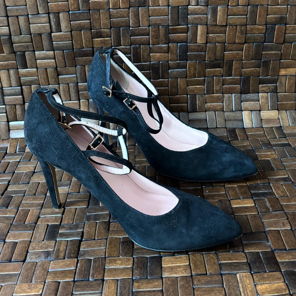 Kate Spade Women’s Black Suede Vero Cuoio Strap Heels Shoes 8-1/2